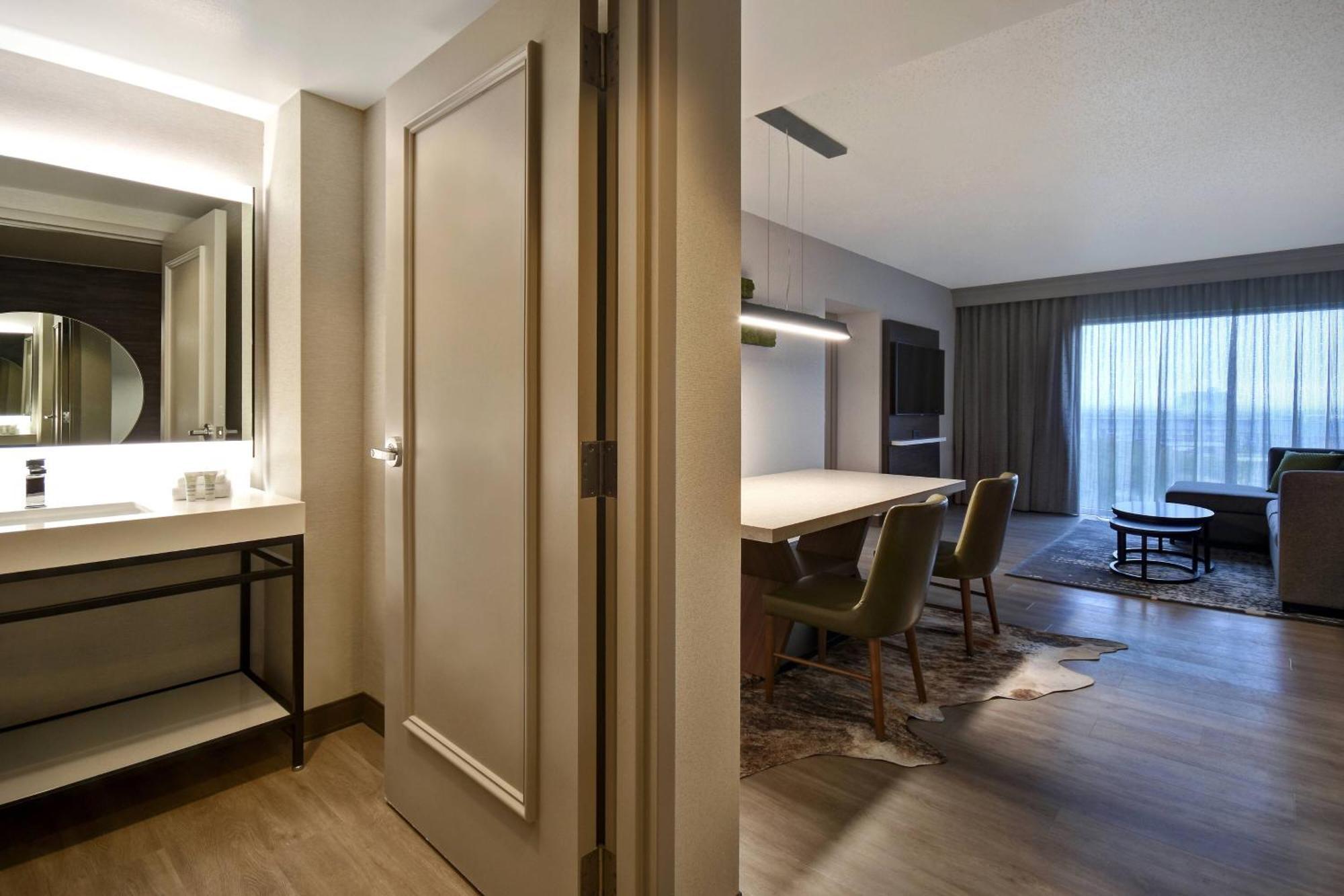 Dallas/Fort Worth Marriott Hotel & Golf Club At Champions Circle Roanoke Exteriör bild